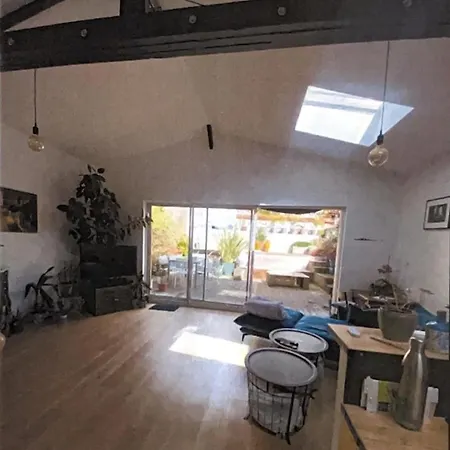 Le Cabanon Planque Holiday home *